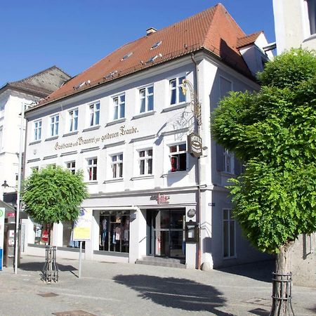 Hotel Restaurant Goldene Traube Günzburg Exterior foto